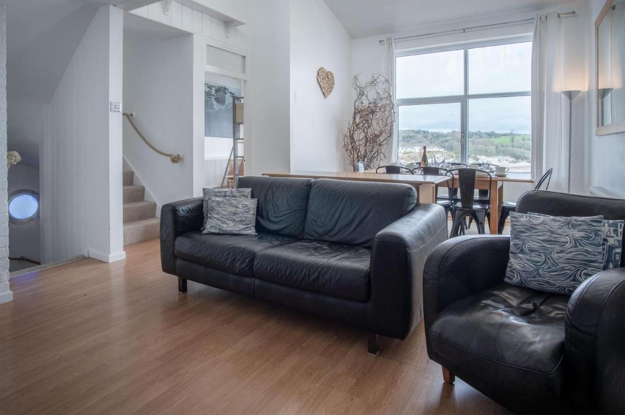 Captains Walk - 4 Bedroom Apartment - Saundersfoot Exterior foto